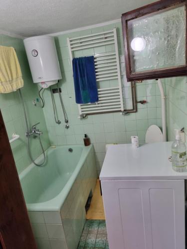 Privatni smestaj Apartman Ristovic preko puta poste 02 in Mataruška Banja