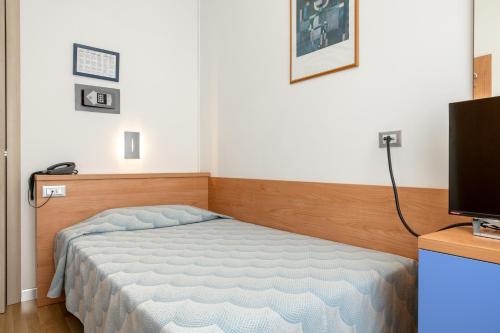 Hotel Riviera - image 7