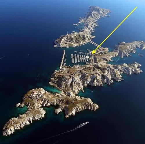 Charmant studio climatisé au milieu du parc naturel (Charmant studio climatise au milieu du parc naturel) near Îles du Frioul