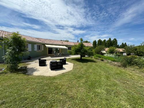 Jolie maison avec jardin proche bordeaux et océan