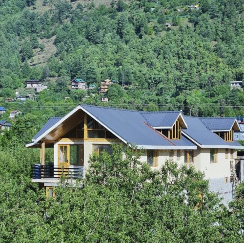 Skyview Cottages Manali in Bashkola
