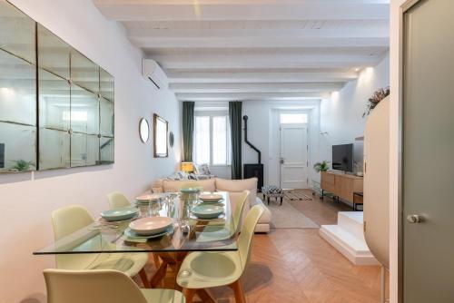 G8 Casa San Bernardo Calle Guadaira, Sevilla (Foto 6)