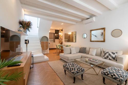 G8 Casa San Bernardo Calle Guadaira, Sevilla (Foto 3)