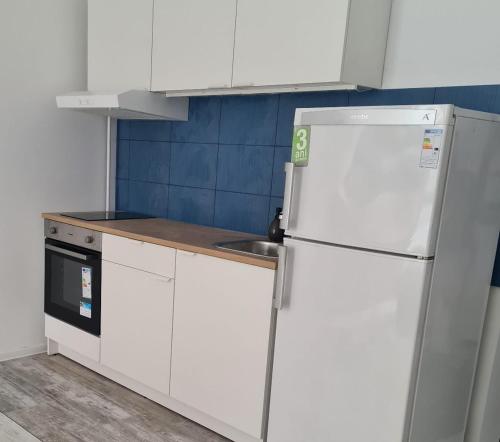 Blue Condo Otopeni 3