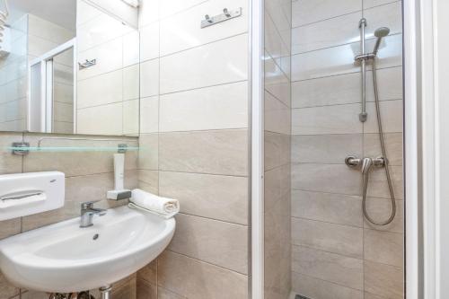 Corvin Hotel Budapest Residence - main image