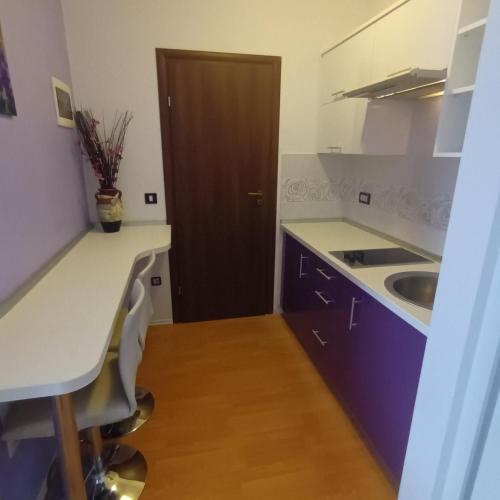 House Dolly [VR] – Porec, IA