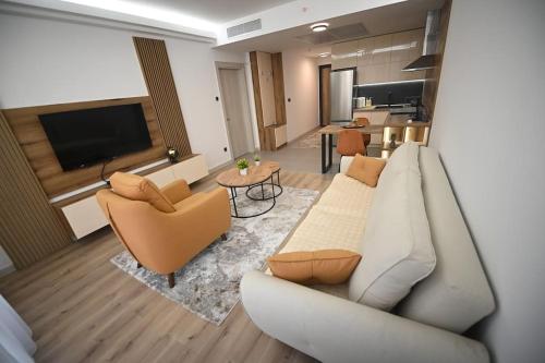 New 1BR SkyCity Apartment in Skopje - Free Parking, Skopje (photo 4)