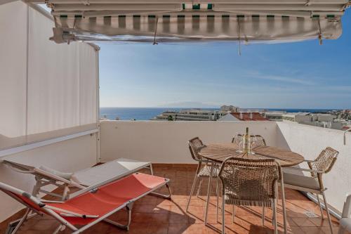 Ocean view apartments in Park Royal I 2