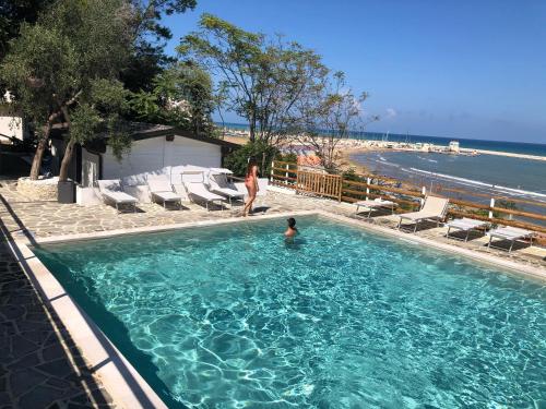 A környék, Hotel Riviera in Rodi Garganico