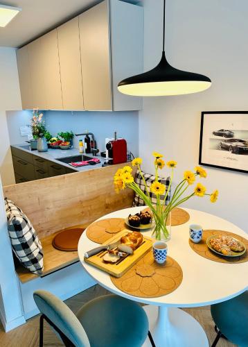Modern City Studio with Air Condition & Balcony, Zürich (photo 8)