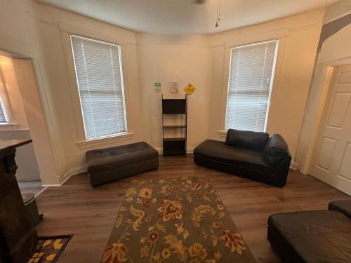 Second floor deluxe studio in Cincinnati, USA