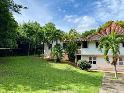 Сад, Studio les Frégates (Studio les Fregates) in Le Francois