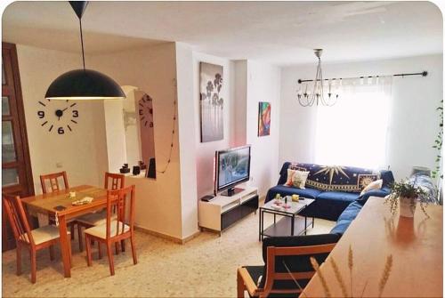 บริการและสิ่งอำนวยความสะดวก, "Casa Colorá" en Sevilla ("Casa Colora" en Sevilla) in เบนาคาซอน