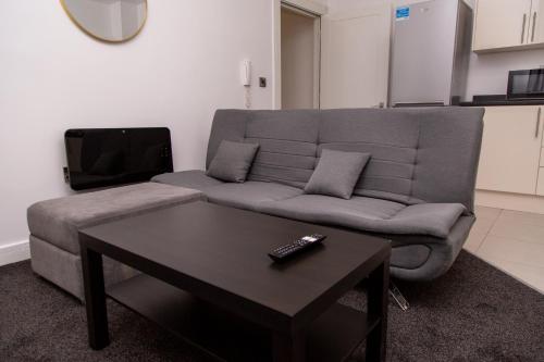 Salford Beach Apartment Free Parking, Manchester (photo 10)