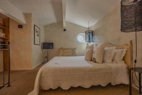 Omma – Roussillon, UT