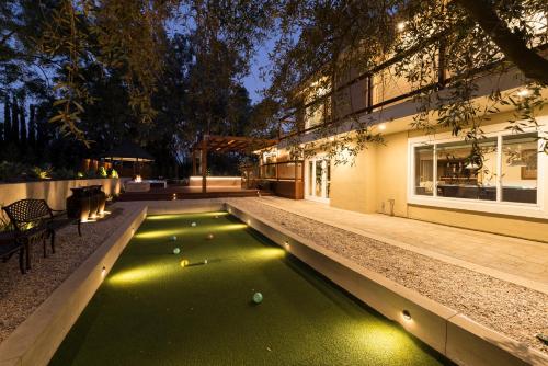 The Sanctuary in ลากูนาฮิลส์ (CA)