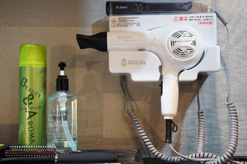 Sinchon Anytime hotel - Tap to explore photos