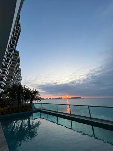 Dpto de Lujo al pie del mar, San Lorenzo Salinas