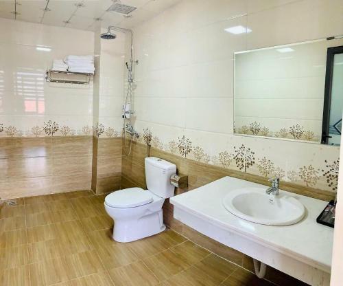 BAC HA DRAGON HOTEL - 화장실