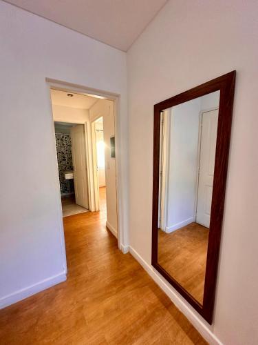 One-Bedroom Apartment with Balcony and Mountain View   image 10