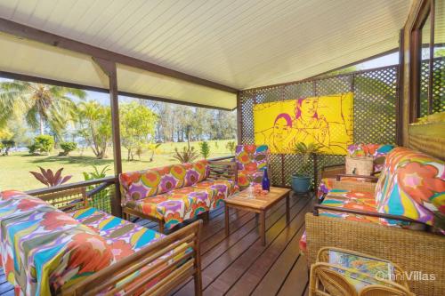 Secluded Rustic Bungalow Near Tipaniers Beach in 茉莉亞島中部