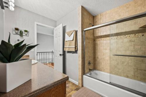 It's Lake Time - Complementary Boat Rental