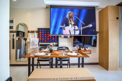 1Up Retreat at BGC, Cinema Style near Mall, Manille (photo 9)