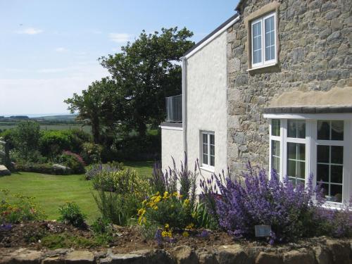 Tregaddra Farm B&B - image 6