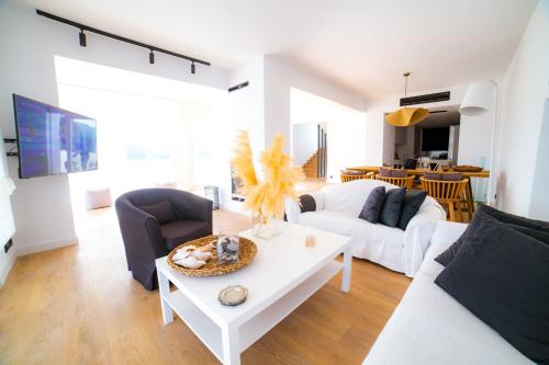 Deluxe Mansion Aqua Vista in Potokaki