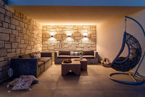 Facilities, Indigo Villa with private Pool-Gym-Sauna-BBQ by Hospi in Iraklio