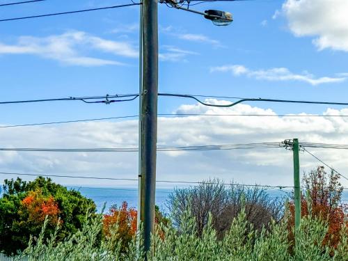 Luxurious Comfort with Bay Views