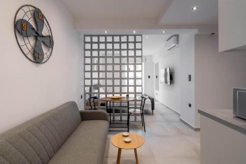 Chic Urban Studio close to Athens Landmarks 