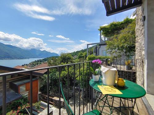 SUNRISE'S Lodge in Pianello Del Lario