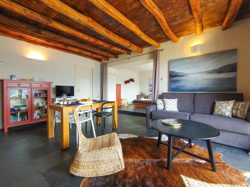 SUNRISE'S Lodge in Pianello Del Lario