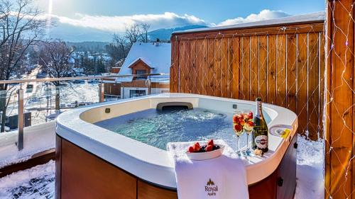 Royal Prestige Collection z prywatnym jacuzzi - STONE HILL RESORT z basenem i saunami, Szklarska Poręba (photo 9)