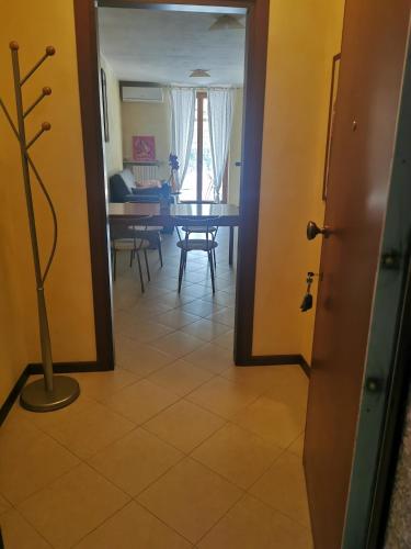 One-Bedroom Apartment image 6