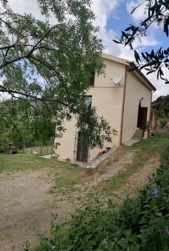 La Peonia casa vacanze in montagna prato verde panorama stupendo Sardegna