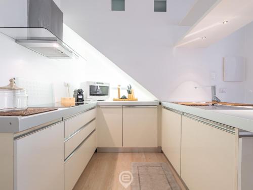 Estay - Charming apartment in the City center, Cagliari (photo 10)