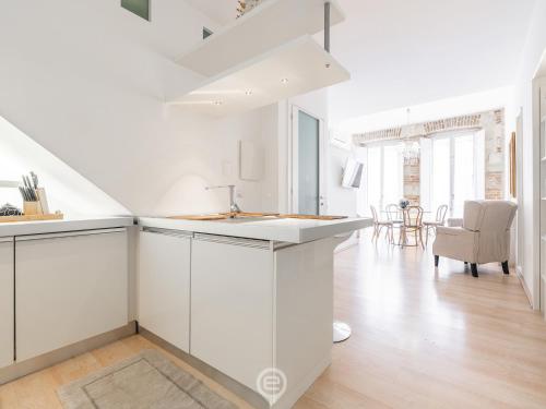 Estay - Charming apartment in the City center, Cagliari (photo 6)