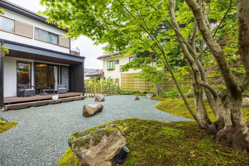 箱根仙石原の宿 よいな