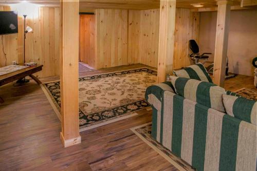 Savor a Sunset in Pulteney