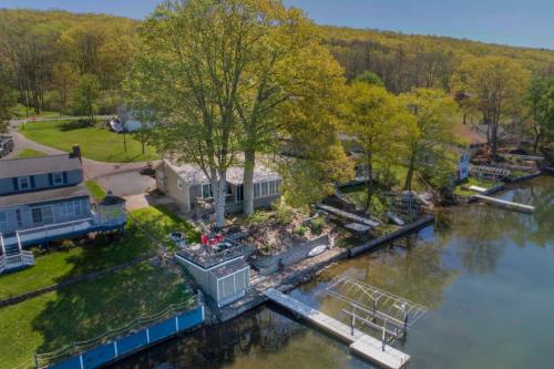 Savor a Sunset in Pulteney