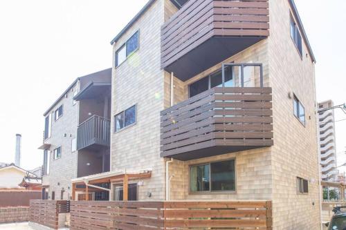 303号室ライフハウス玉造 大阪城 徒歩 新築 デザイナーズ 床暖 心斎橋 地下鉄 直通, Osaka