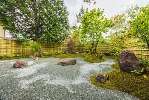 箱根仙石原の宿 よいな