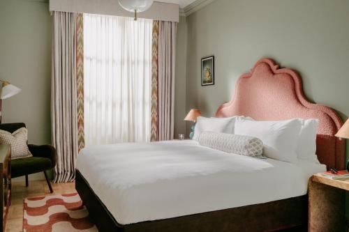 The Hoxton Florence Room Type - Roomy