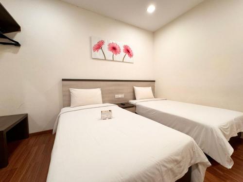 Hotel Sunflower - HLS Room Type - Deluxe Double Room (1 adult + 1 child)