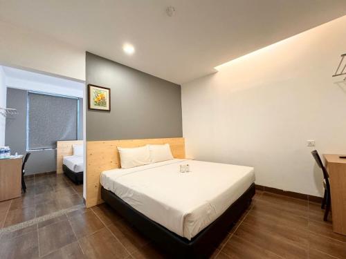 Hotel Sunflower - HLS Room Type - Deluxe Family Room