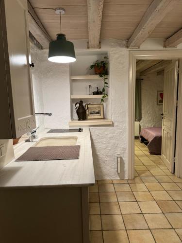 Unique Traditional Home - image 11