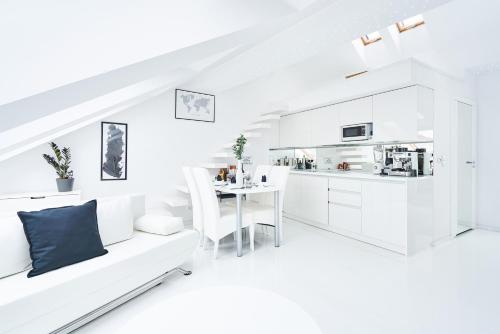 UNIQUE DESIGN Loft in middle of CENTRE of OLD TOWN with Netflix, Cracovie (photo 6)