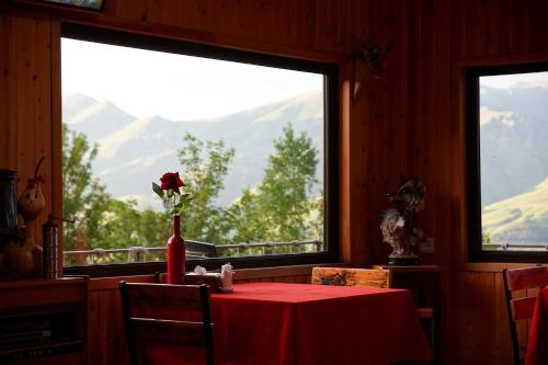 GLAMPING WOLF MOUNt in Lermontov